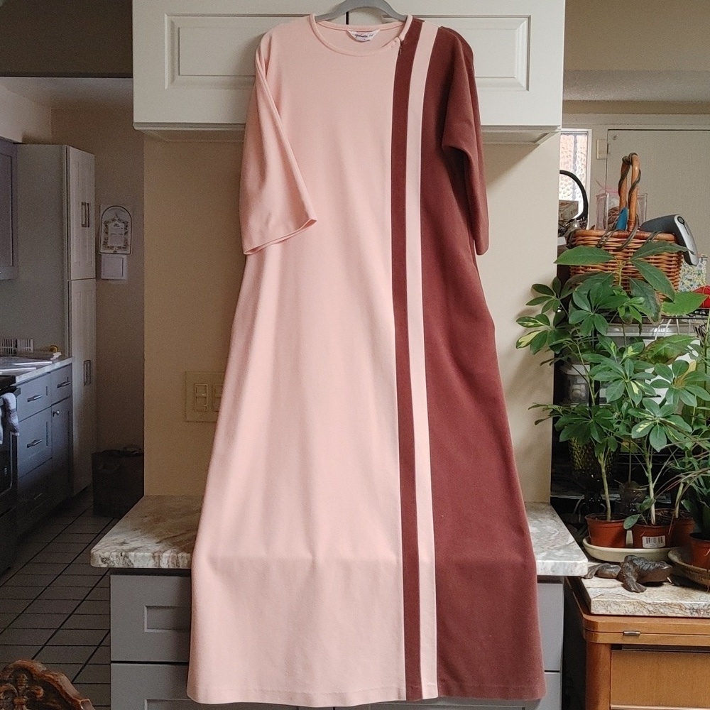 Vintage Racer Stripe 60's Vanity Fair Pink & Brown Velour Long Robe w Po…